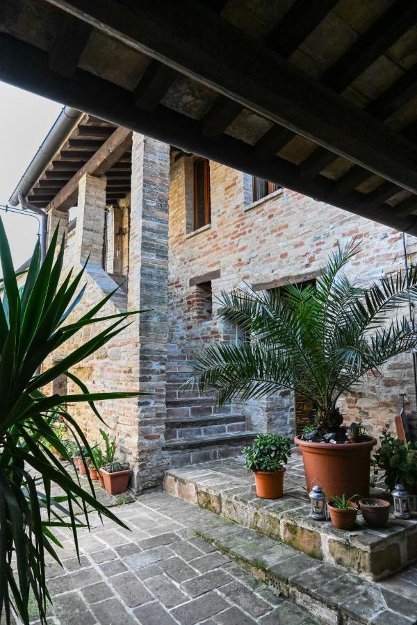 Vila Il Poggio Mombaroccio Exteriér fotografie