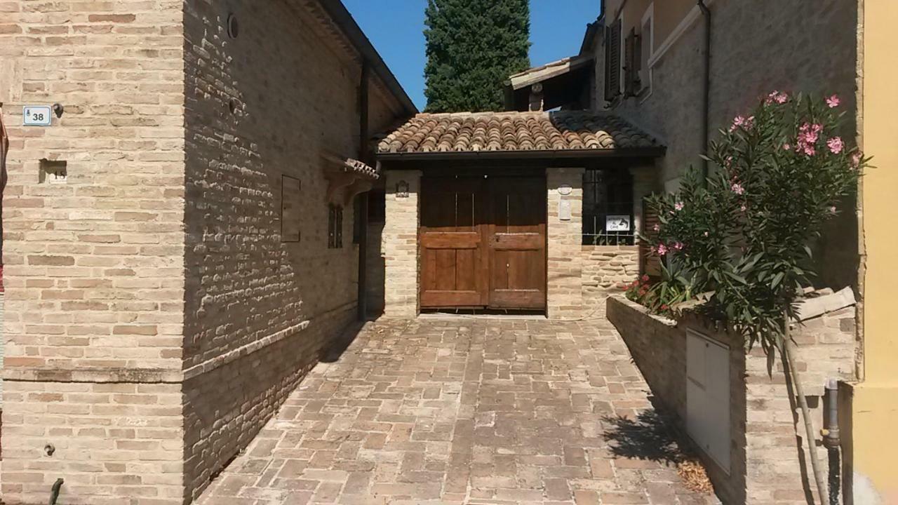 Vila Il Poggio Mombaroccio Exteriér fotografie