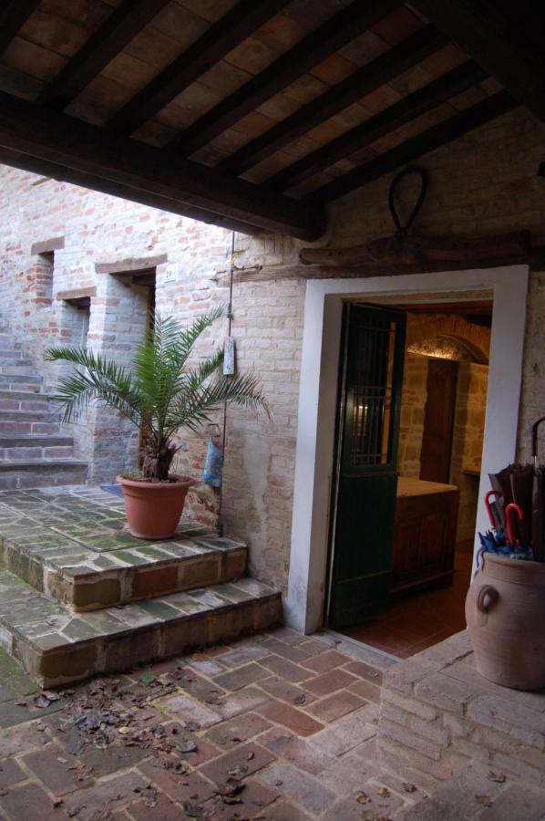Vila Il Poggio Mombaroccio Exteriér fotografie